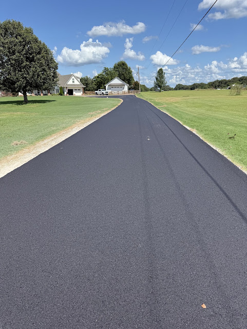 AAA Paving Contractors asphalt paving project in Franklin Tennessee